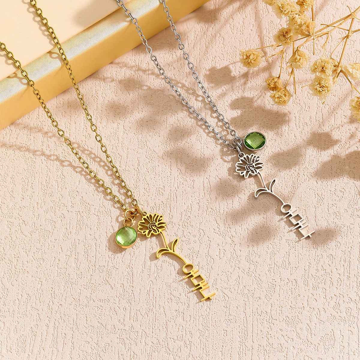 

Personalized Flower Name Necklace Made Of Stainless Steel High-end Collarbone Chain Light Luxury Accessory Infinite Symbol