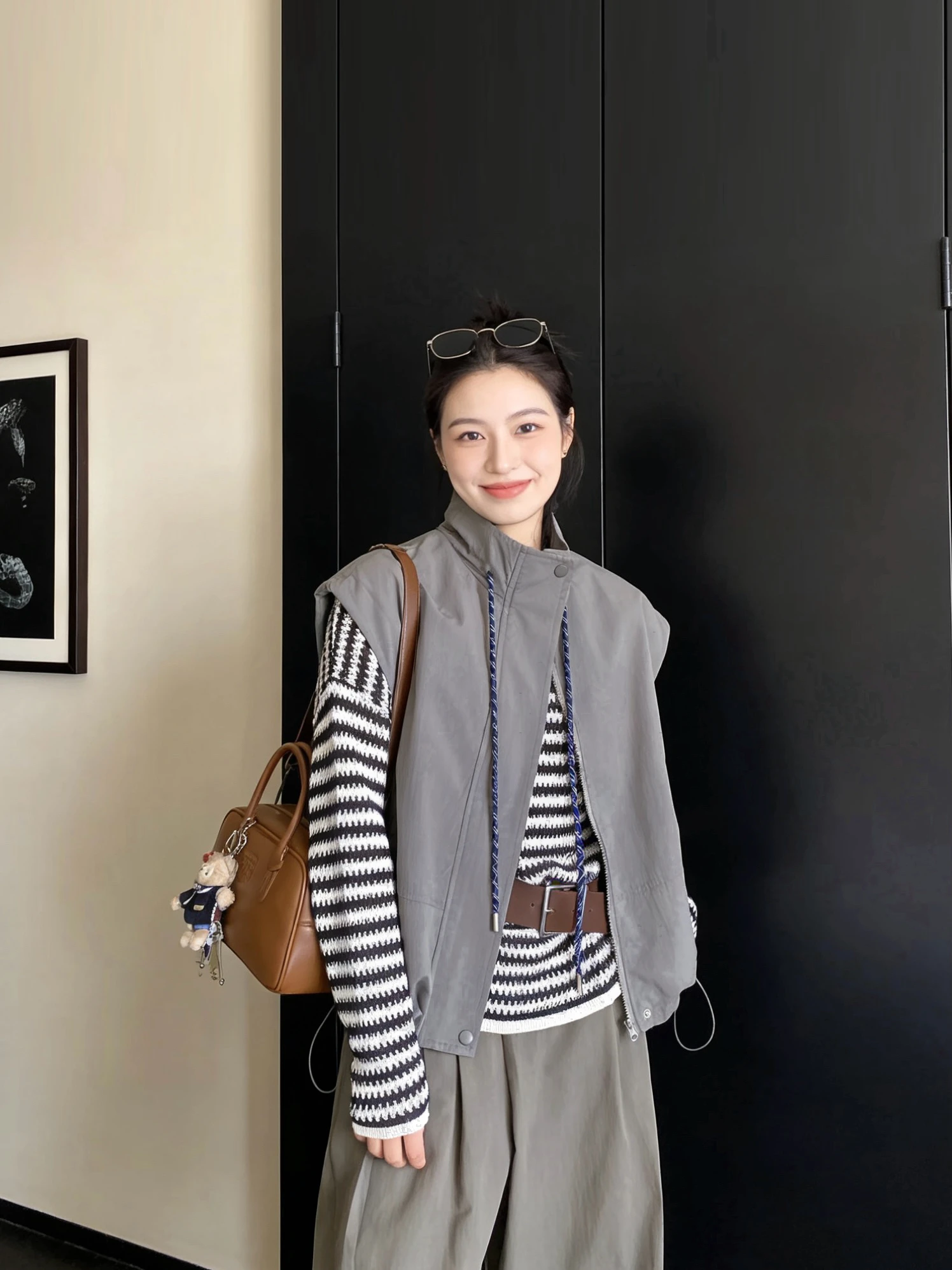 

Faionable Korean Sle Casual Workwear Windbreaker Women's Spring Design Unique oulder Pad Vest Top Zipper Closure