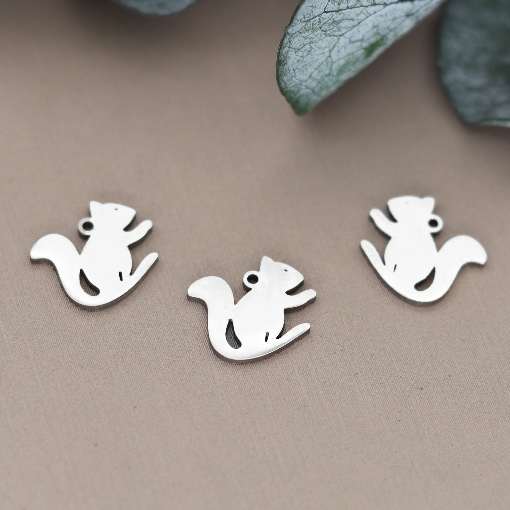 3pcs Tiny Squirrel Pendant DIY Stainless Steel Gift For Women Men Charm Pendant For Bracelet Jewelry Findings