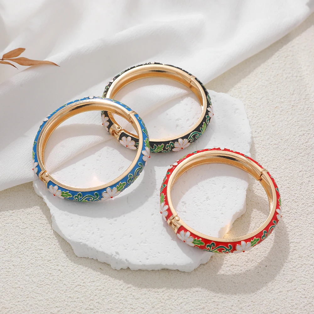 

Fashion Multicolor Enamel Flower Pattern Enamel Bracelet Bangle Vintage Oil Drip Gold Color Round Bracelet Luxury Women Jewelry