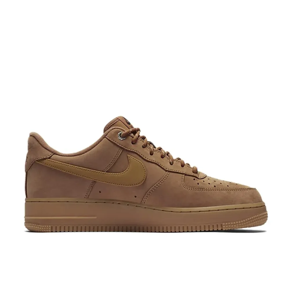 Nike Wheat Color Air Force 1 Low Original Sapatos de tabuleiro masculinos e femininos na moda Sapatos casuais