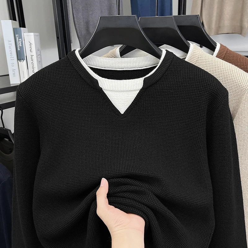 

Осень 2024, новый мужской свитер с круглым вырезом, искусственная двухсекционная повседневная тонкая трикотажная нижняя рубашка, модный топ, мода
