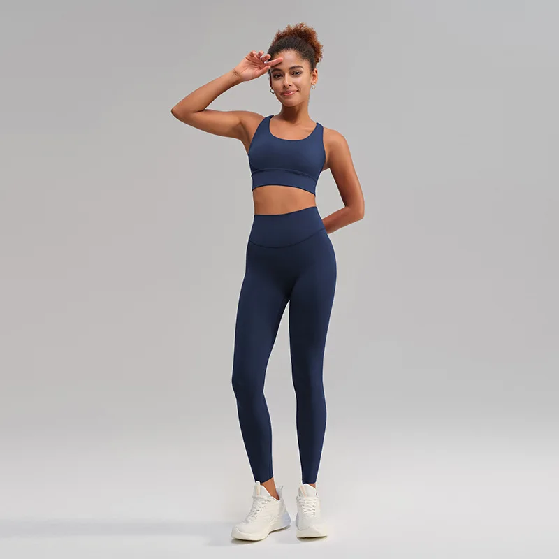 Solid Color Gym Yoga Set Legging Tight Soft Soft Cross Back Sport Bra Tracksuit Women Gym Suit Back Waist Scrunch Pants Athletic