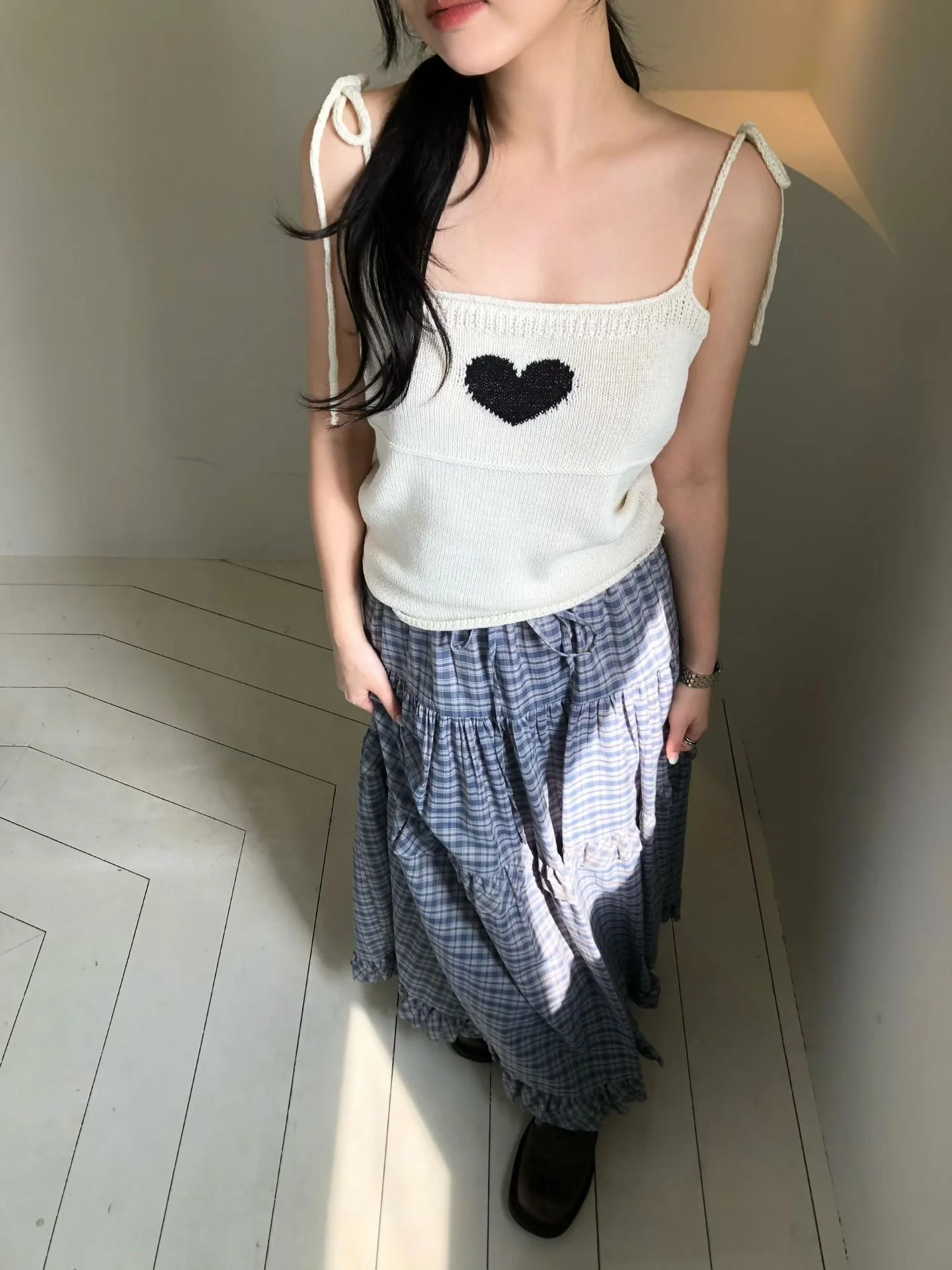 Chic Knitted Heart Pattern Halter Neck Vest for Women Summer New Style Knot Shoulder Strap Design Sweet Atmosphere Polyester