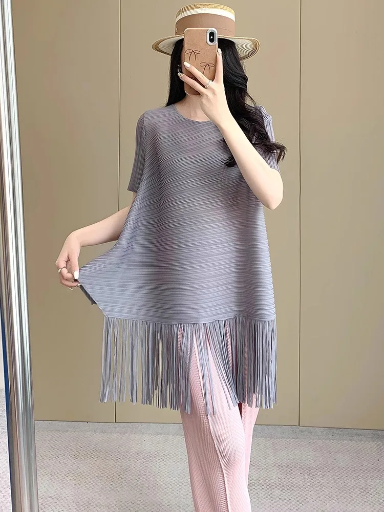 

Miyake плиссированный топ с кисточками, женская летняя новая высококачественная возрастная нерегулярная свободная утягивающая футболка с короткими рукавами