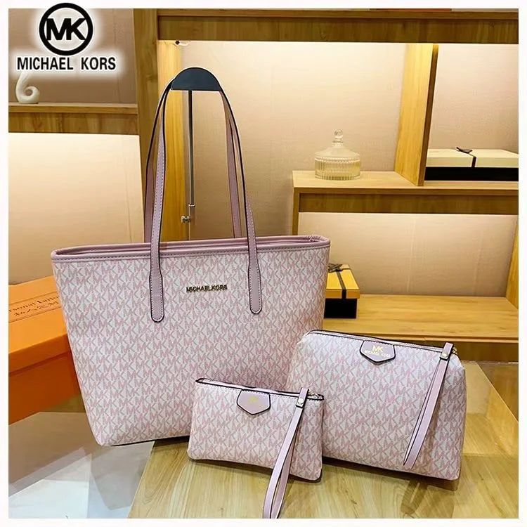Ms. Michael Kors Classic Casual Mother and Child Three Handbags for Outing, Vacation, Travel, and Multi functional Commuting
