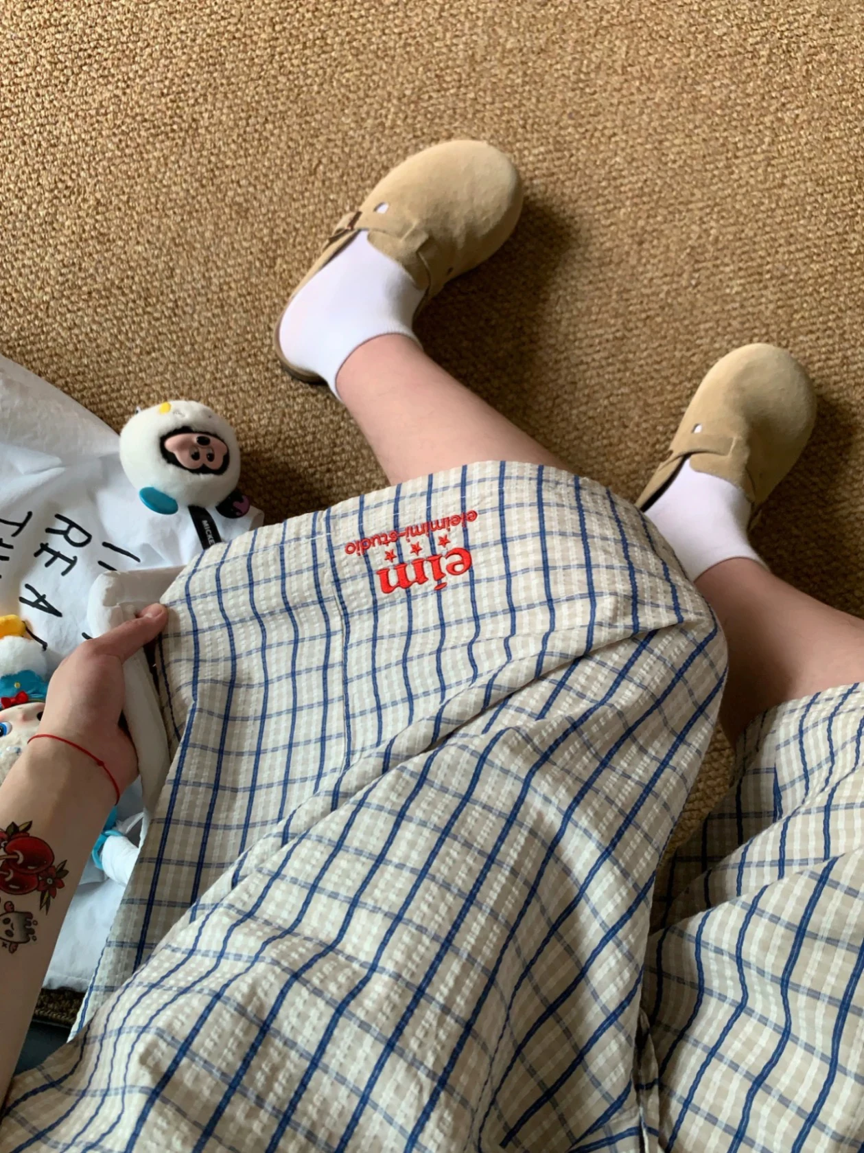 กางเกงลำลองทรงกว้างปักลายสไตล์อเมริกันเรโทร ผ้าแห้งเร็ว สีสันสดใส ลายสก็อต 7-5 สำหรับผู้ชายและผู้หญิง ใส่สบายๆ อยู่บ้าน ฤดูร้อน