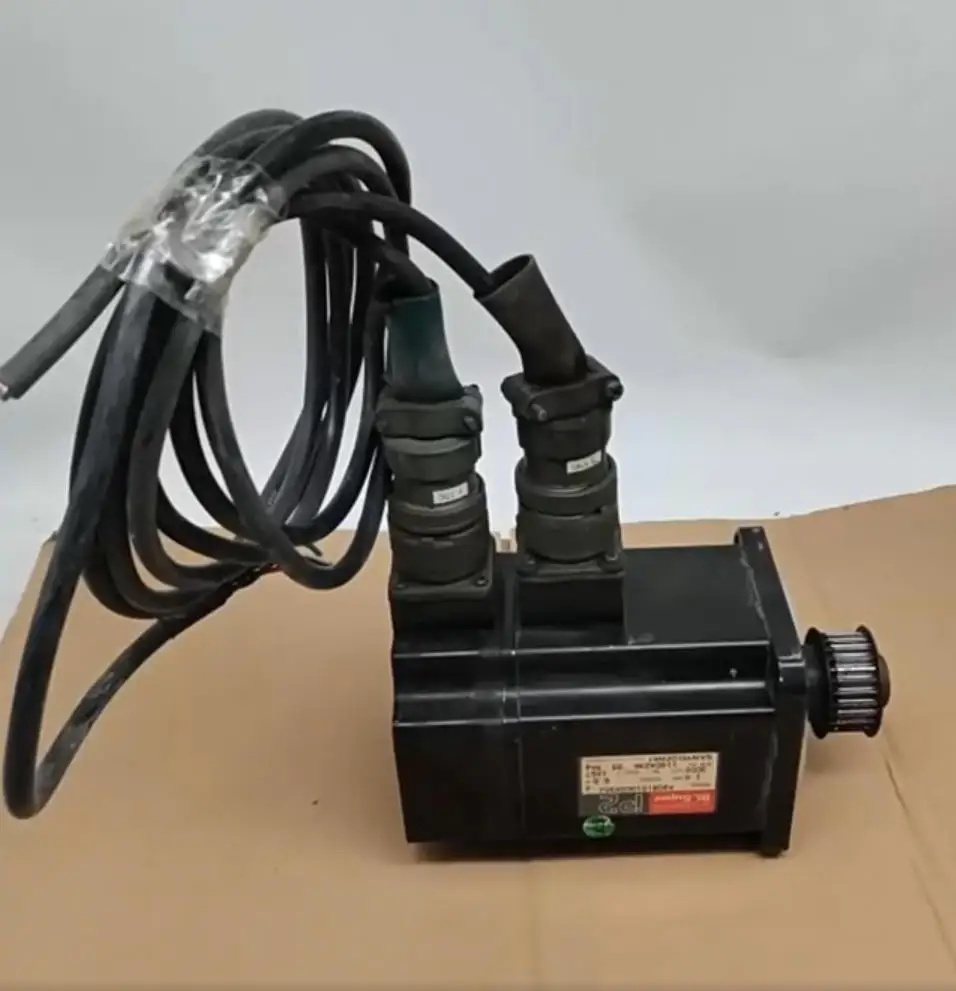 P20B10100DXS0J For Sanyo Denki P2 AC Servo Motor P20B10100DXS0J Used