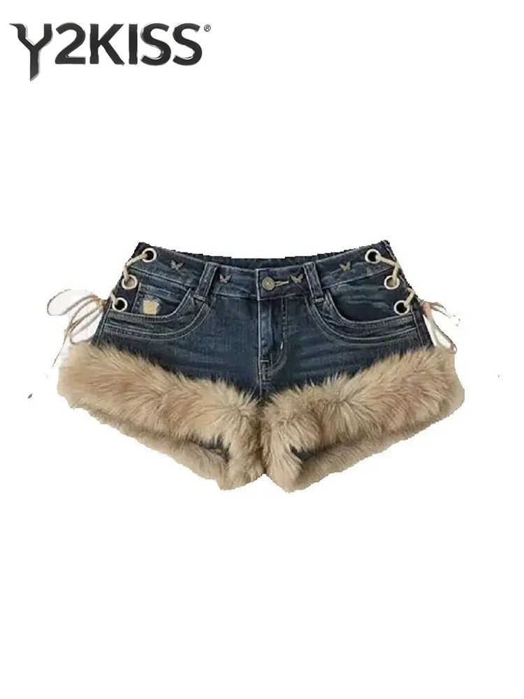 

Women American Retro Low Rise Denim Shorts Y2K 2000s Kpop Faux Fur Patchwork Hot Pants Harajuku High Street Kpop Gyaru Coquette