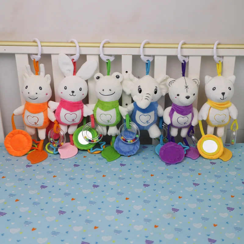 لعبة هزازة بمقبض يدوي على شكل حيوانات محشوة ناعمة مع ميزات حسية متجعدة وصارًا وإكسسوارات سفر للأطفال الصغار