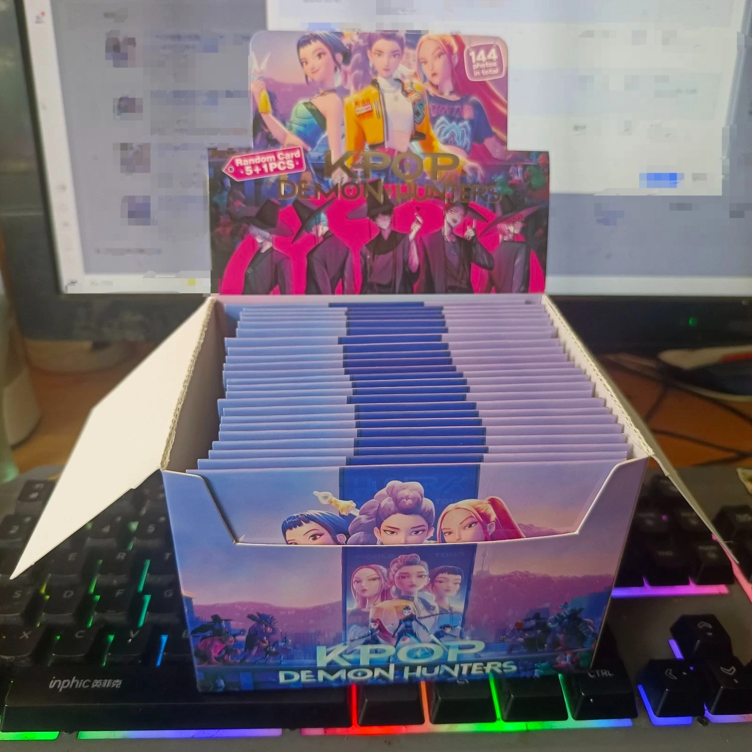 Foto della collezione KPOP Witch Hunt, carte, buste, cartoline fotografiche, carte LOMO, carte creative