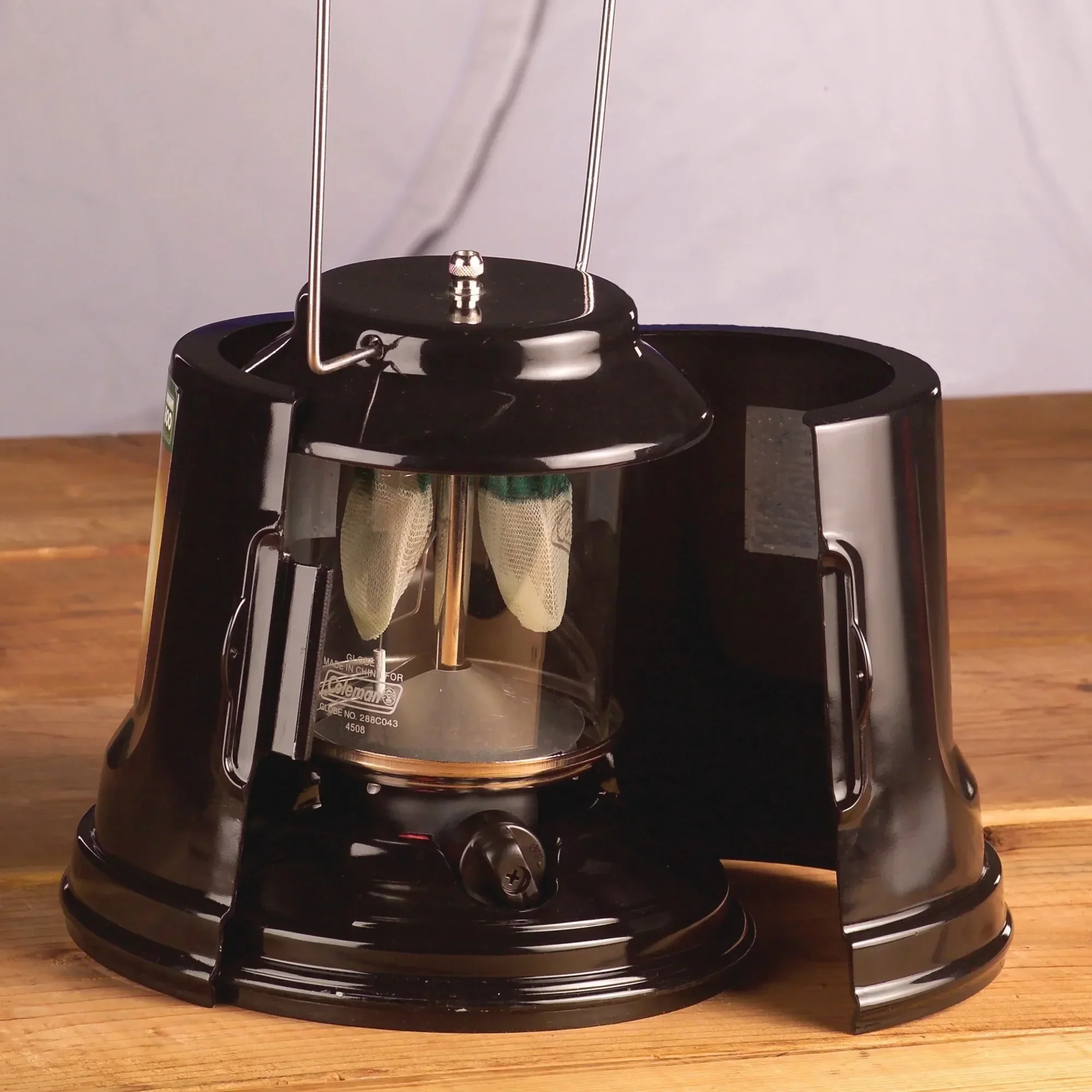 Powerful 810-Lumen Propane Lantern with Case - Perfect for Camping, Hiking & Emergency Prep