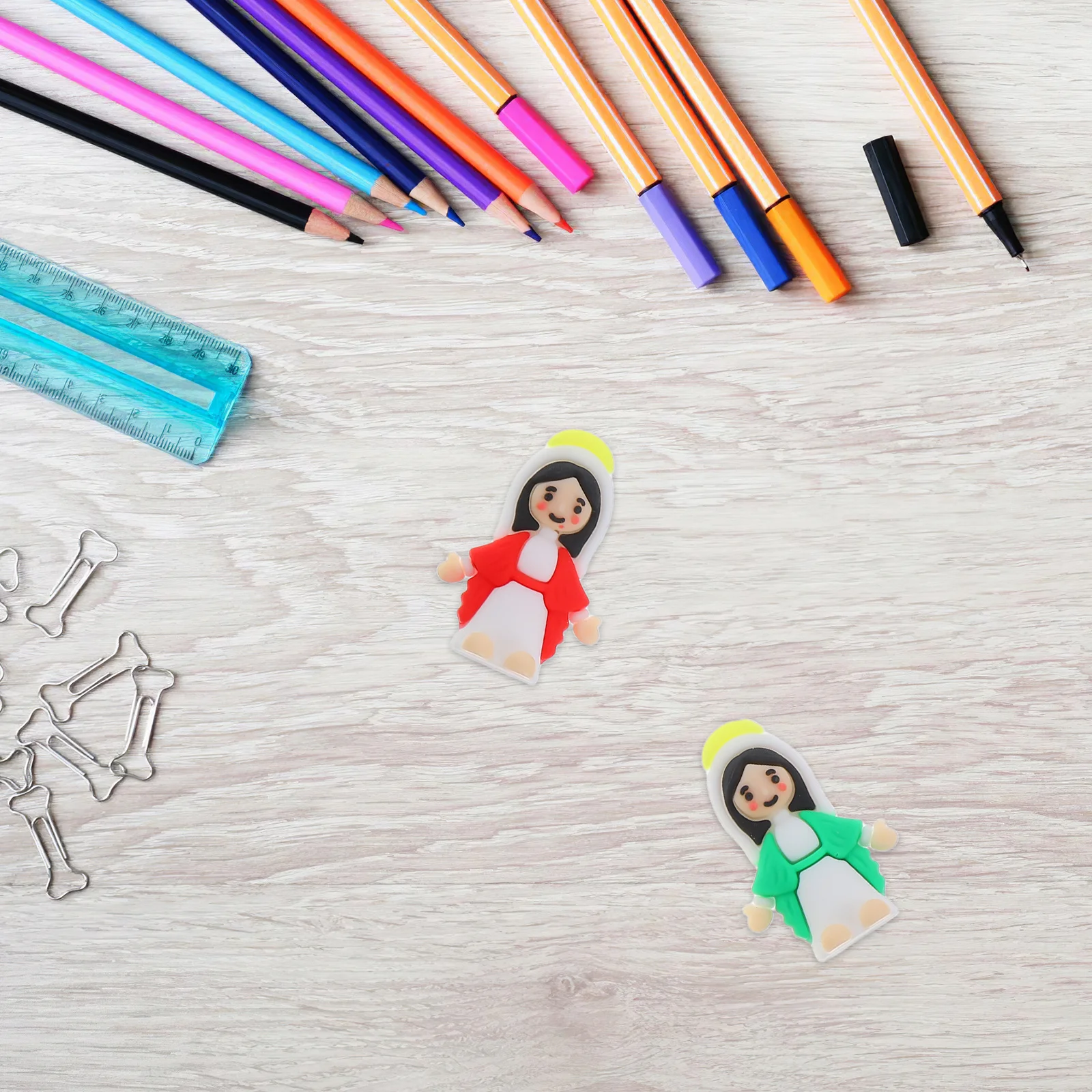 

25Pcs Sculpture Miniature Compact Tabletop Ornament Baptism Religious Present Mary Sculpture