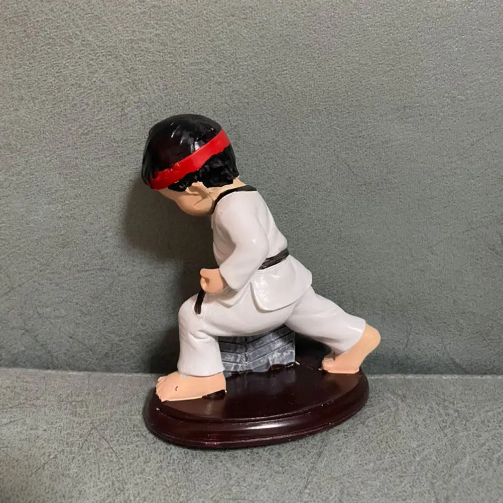 Resin Taekwondo Boy Ornament Stylish Handmade Cake Topper Table Decor Indoor Outdoor Desktop Garden Accent Cute Boy Gift Idea
