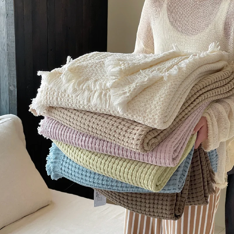 Waffle Knit Cotton Fringe Throw Blanket, Nordic Style Lightweight Sofa Couch Cover, Soft Cozy Shawl Wrap for Travel Office Home