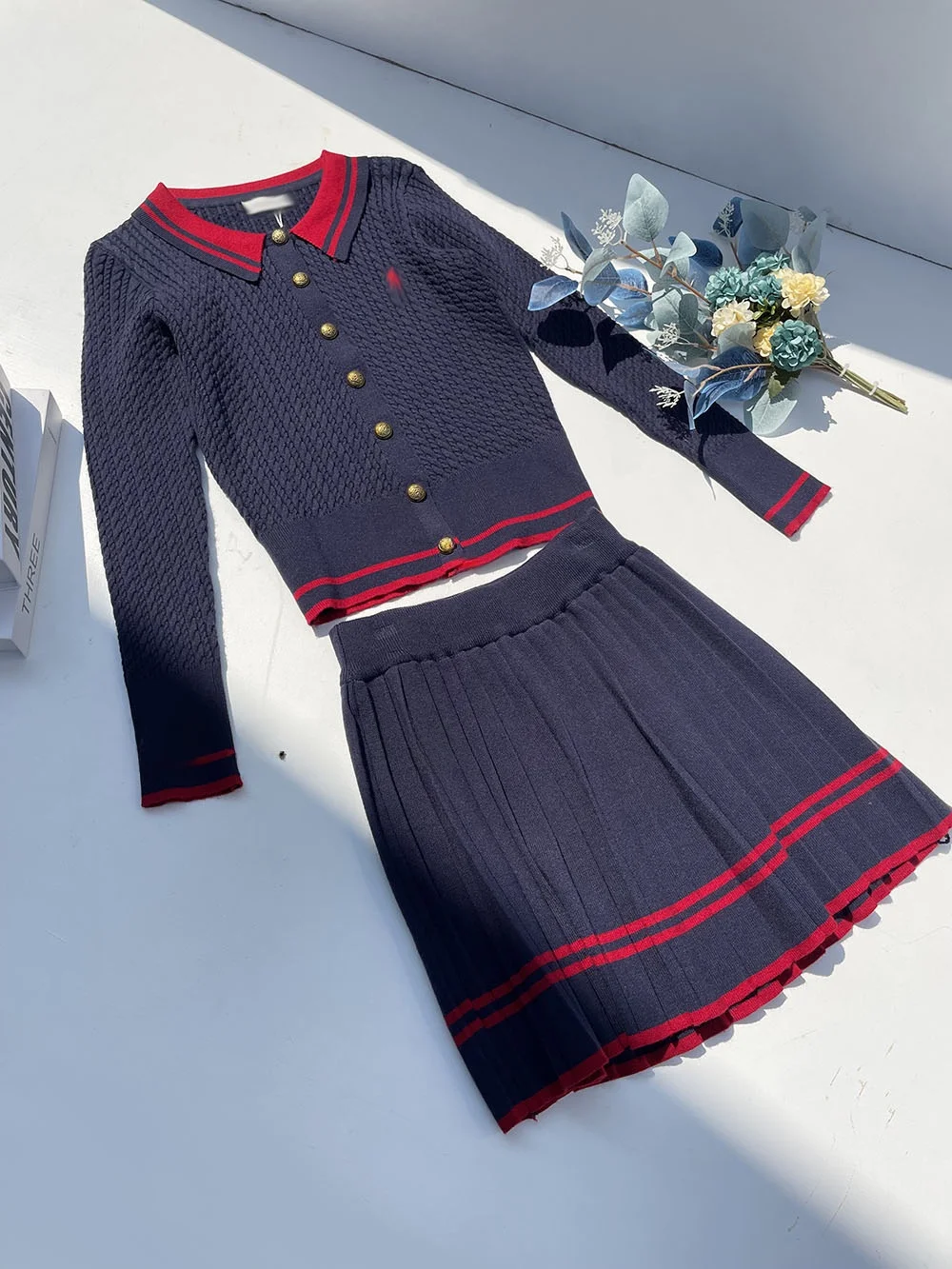 Slim Fit Knitted Jk Set Women's Fashion Autumn Winter College Style Elasticity Thinming Pure Desire Wind Pleated Short Skirt