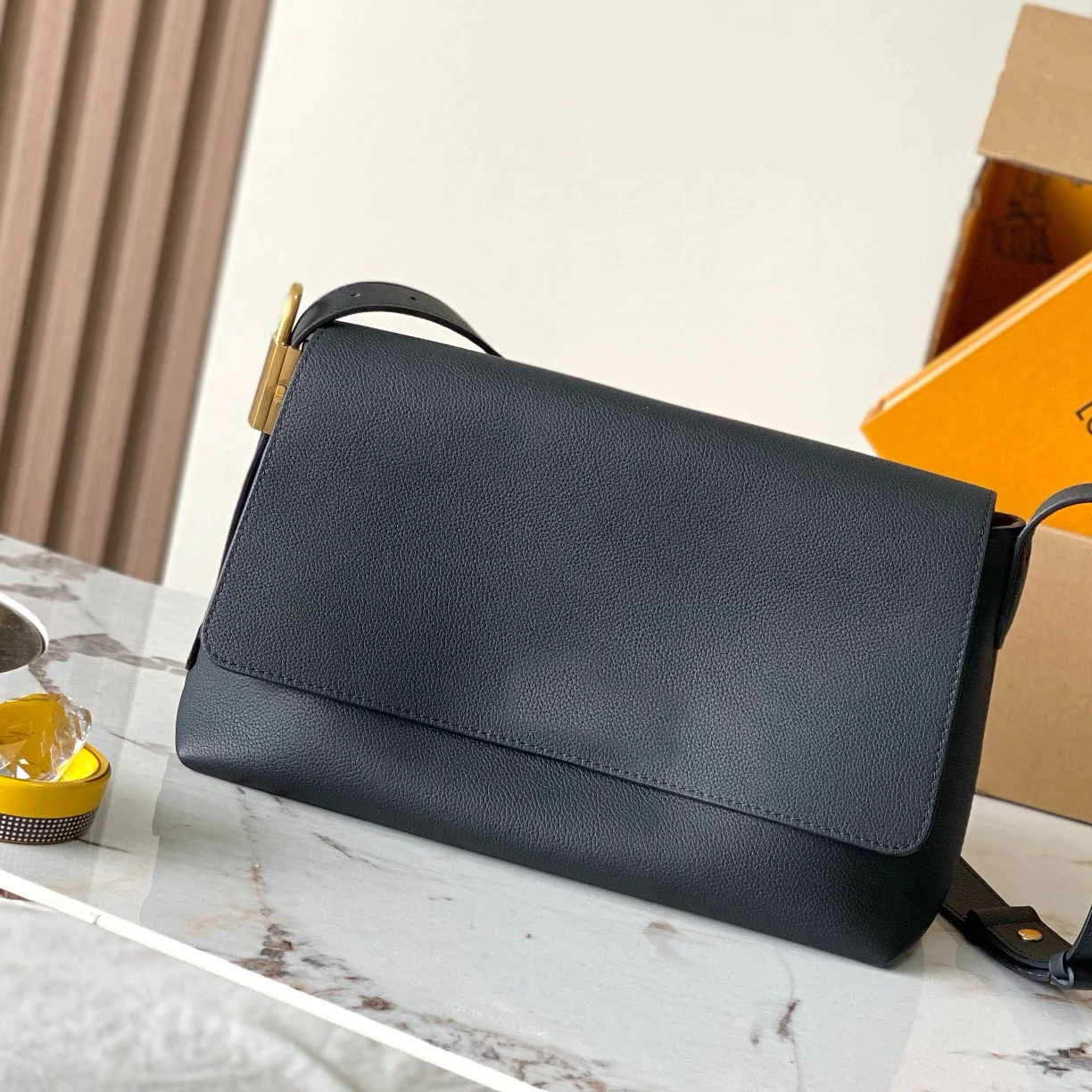 Bolso de mano de cuero genuino de lujo para mujer, cadena dorada de diseñador, lona de gran capacidad para compras de uso diario suave