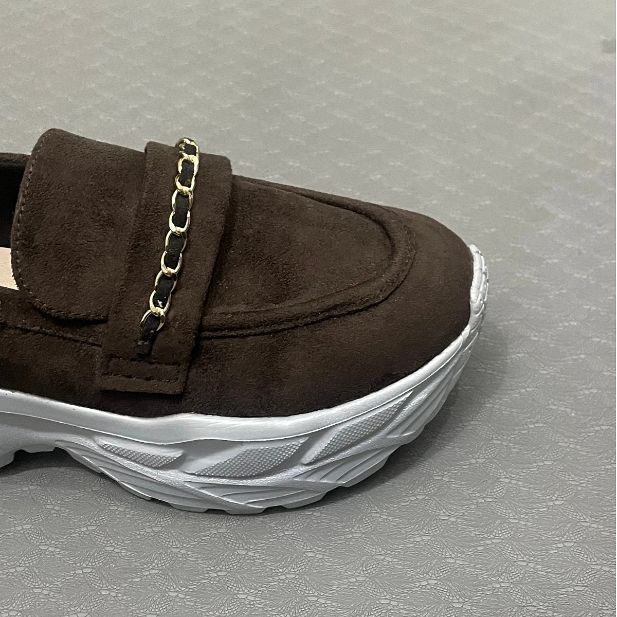 Zapatos de mujer de 5 cm, zapatos casuales de alta calidad, zapatillas deportivas de moda, populares entre las mujeres, hechas con cuero genuino, un regalo ideal para Navidad.