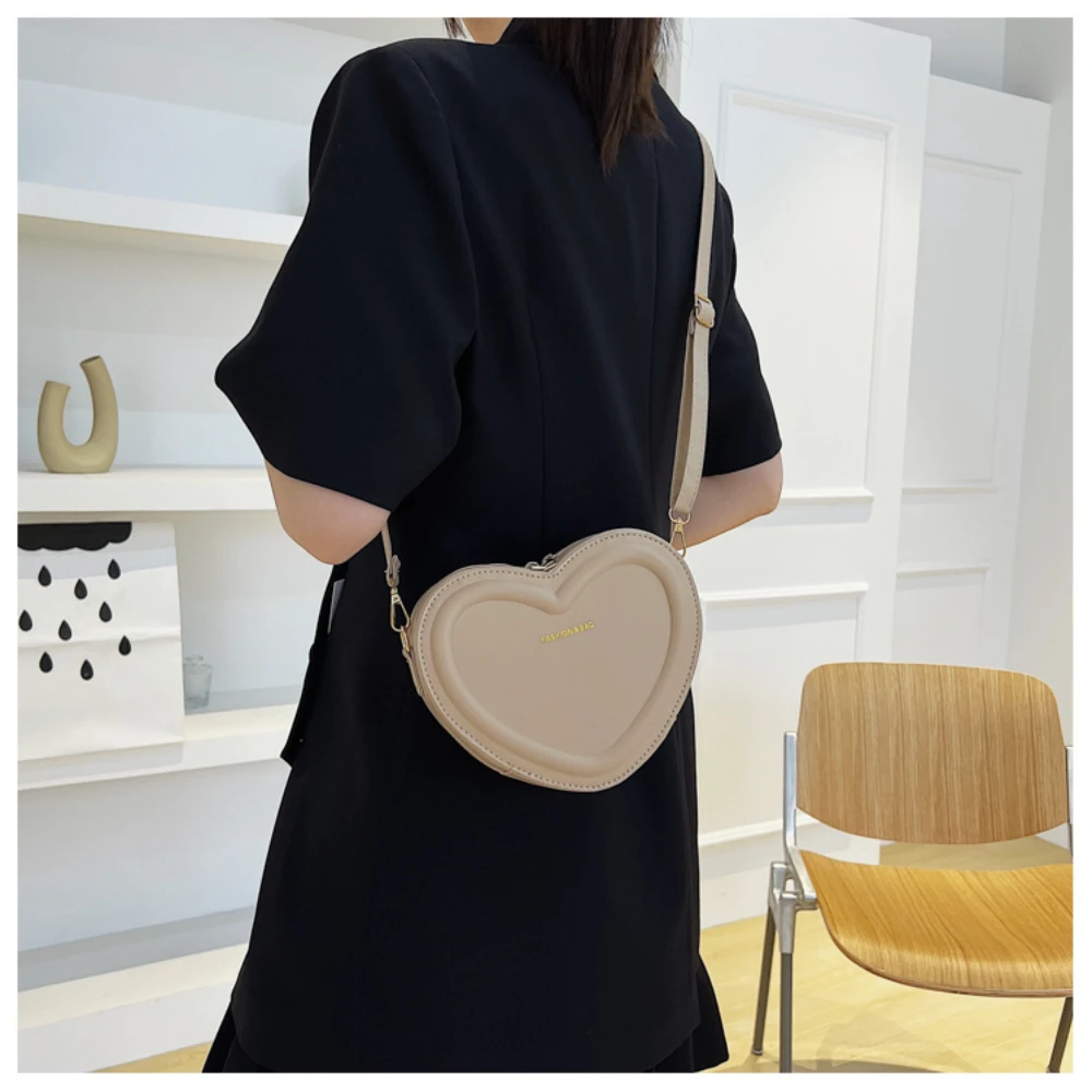 Fashion Heart Shape Crossbody Bags For Women New Solid Color PU Leather Shoulder Bag Casual Ladies Handbags Designer Women Bags