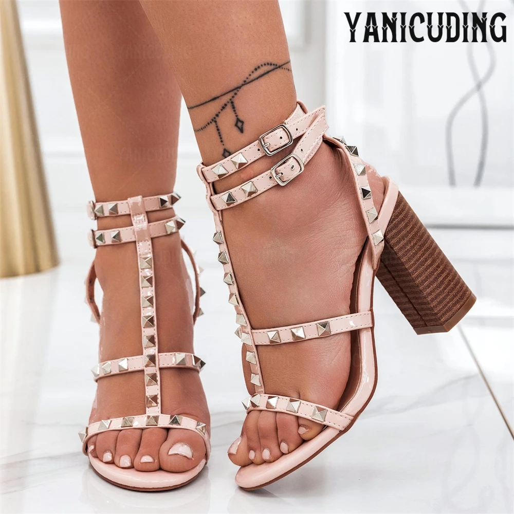 

Rivet Sandals Multicolor Leather Designer Style Summer Shoes Classic Styles Custom Colors Chunky Heel Sandals Round Toe Heels