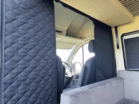 Quilted Blackout Thermal Cab Divider for Fiat Ducato / Peugeot Boxer / Citroen Relay 2006+ Ram Promaster Caravan Motorhome