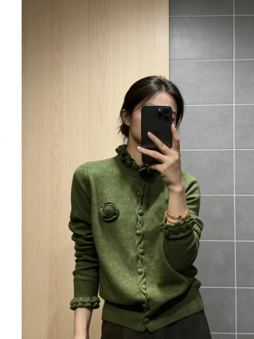 

Early Autumn Korean Sle een Knitted Sweater ort Cute Faionable Light Maturi Women's Premium Quali Loose Fit Top