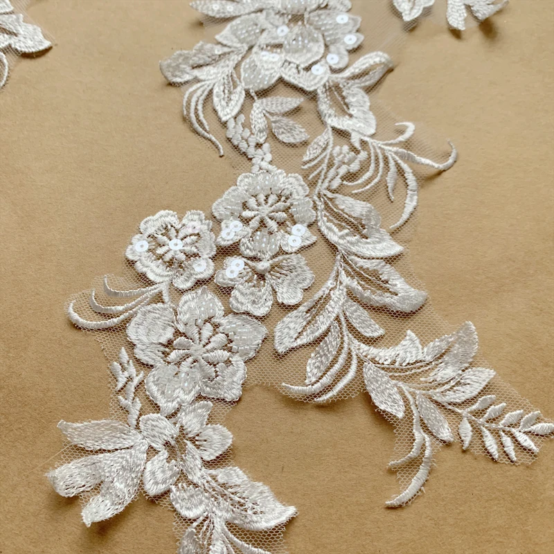 Flower Embroidery Lace Neckline Applique Trims, 3D Venise Patches, Luxury Beaded Craft, High End, New Arrival, 2 Pcs