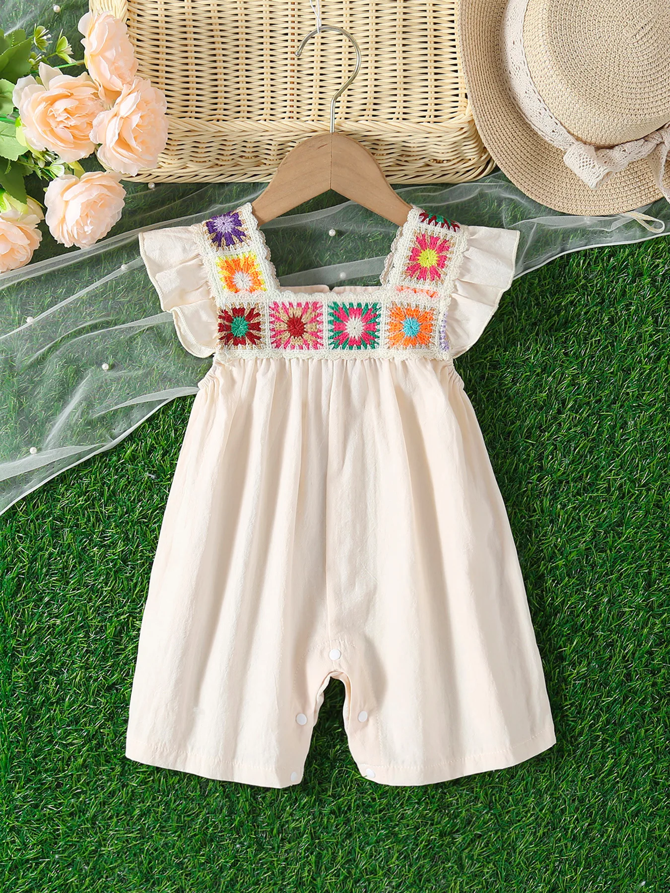 

Summer Vintage Floral Ethnic Style Baby Romper Flutter Sleeve Ruffled Bell Bottoms Jumpsuit Girl Baby One Piece
