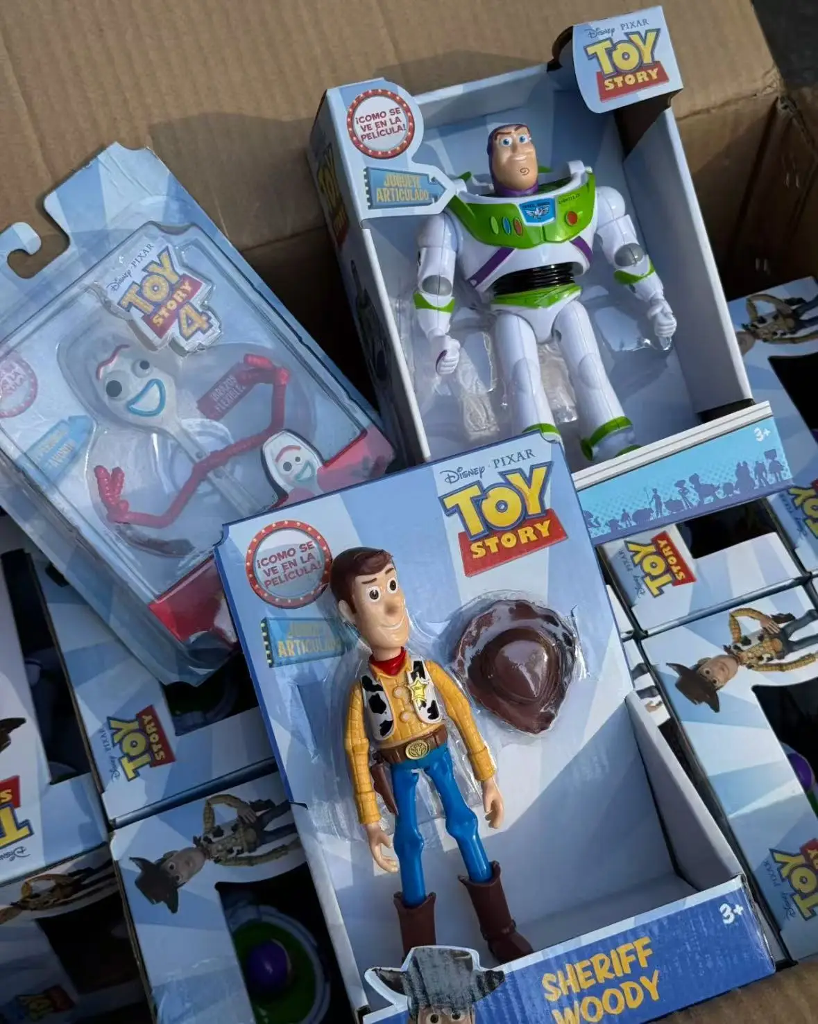 Brinquedo dos desenhos animados história 3 buzz lightyear woody anime figura brinquedo de mesa modelo ornamento crianças boneca colecionáveis surpresa holidaygift