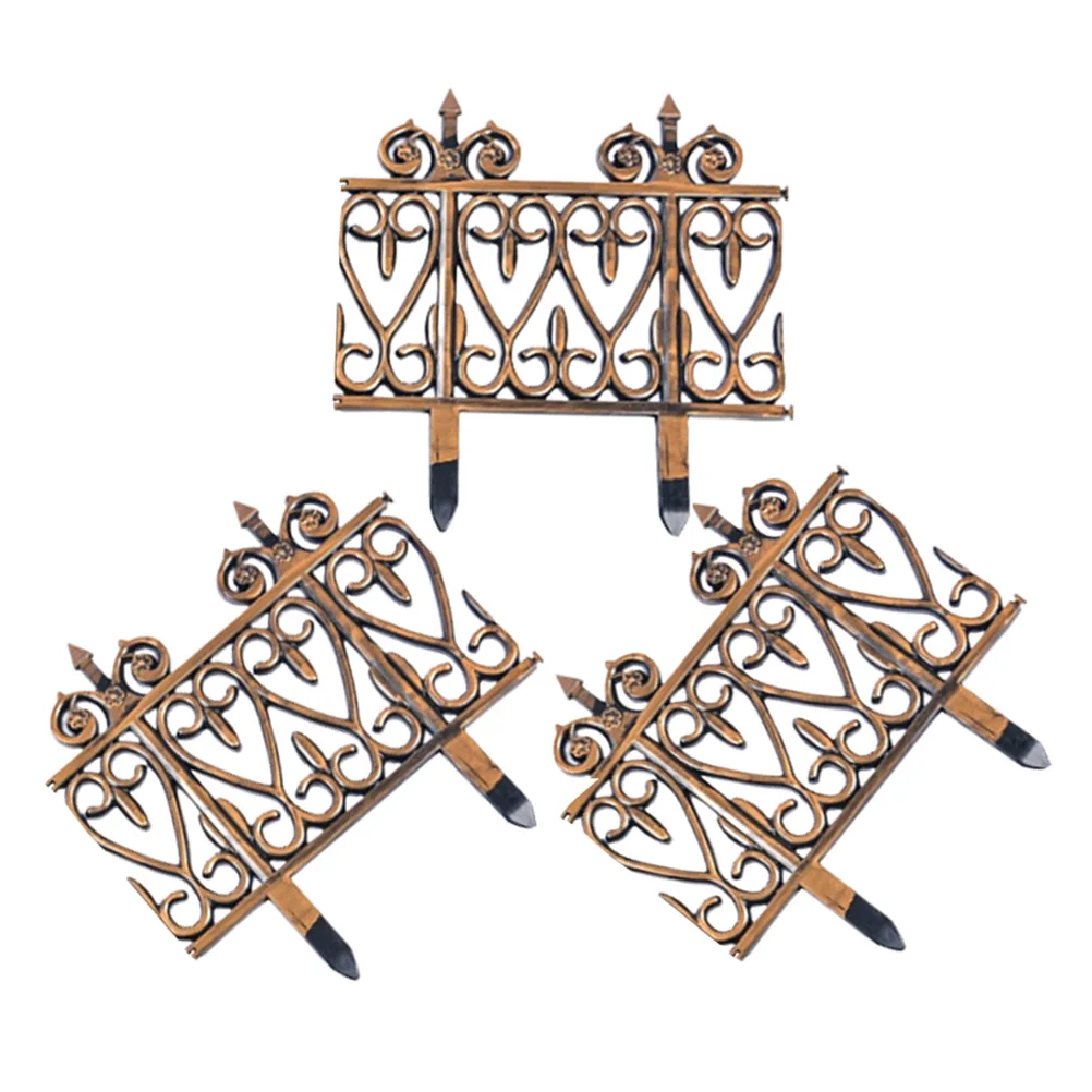 

3pcs Retro Fence Decorative Plastic Garden Ornaments Outdoor Vintage Lattice Fencing Yard Landscaping Flower Bed Border Picket