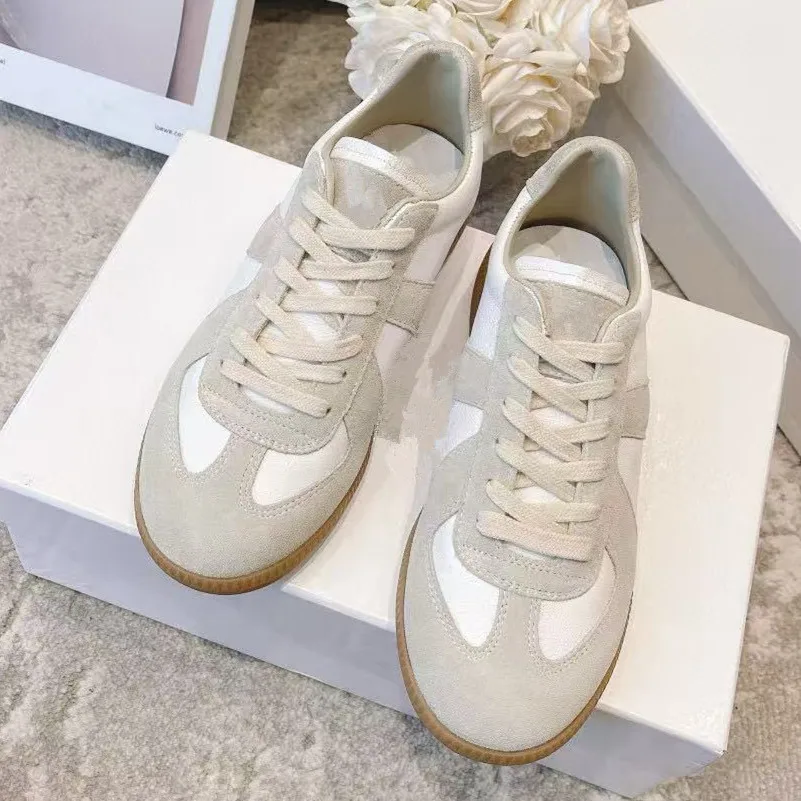 

Real leather training shoes for women 2025 new summer retro sports casual white shoes versatile flat Forrest board shoes