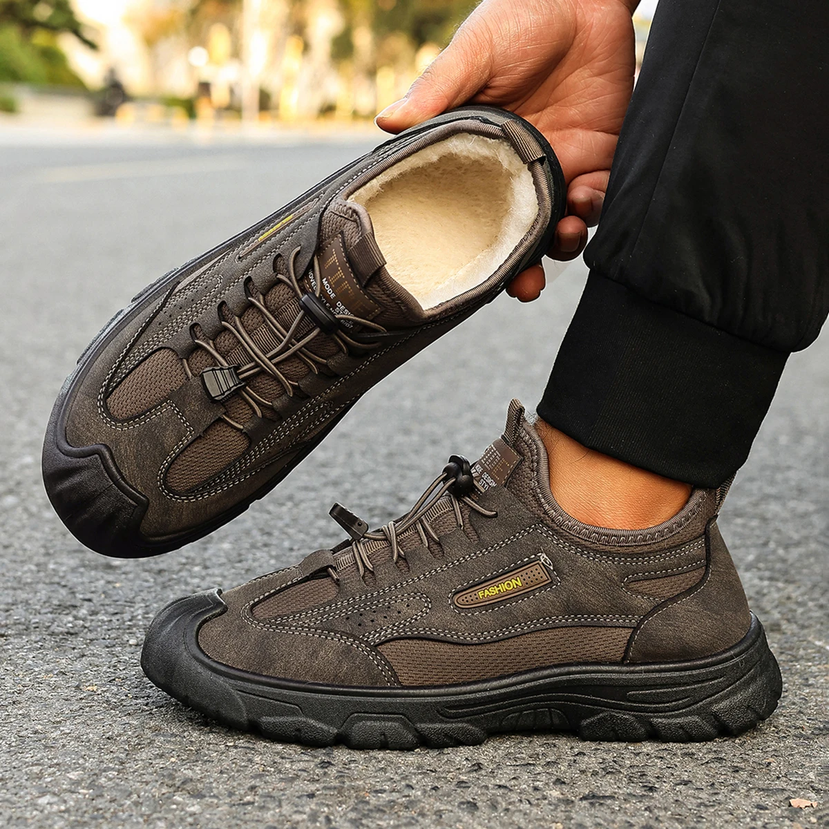 

2025 Winter New Men's Fleece-lined Cotton Shoes for Cold Weather Anti-slip and Durable for Outdoor Casual Wear Free Shipping