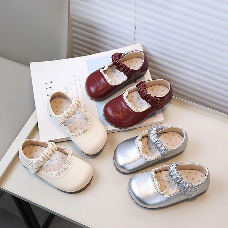 

Новые модные детские кожаные туфли, шикарные туфли принцессы с рюшами для девочек, весенне-осенние детские повседневные модельные туфли на плоской подошве