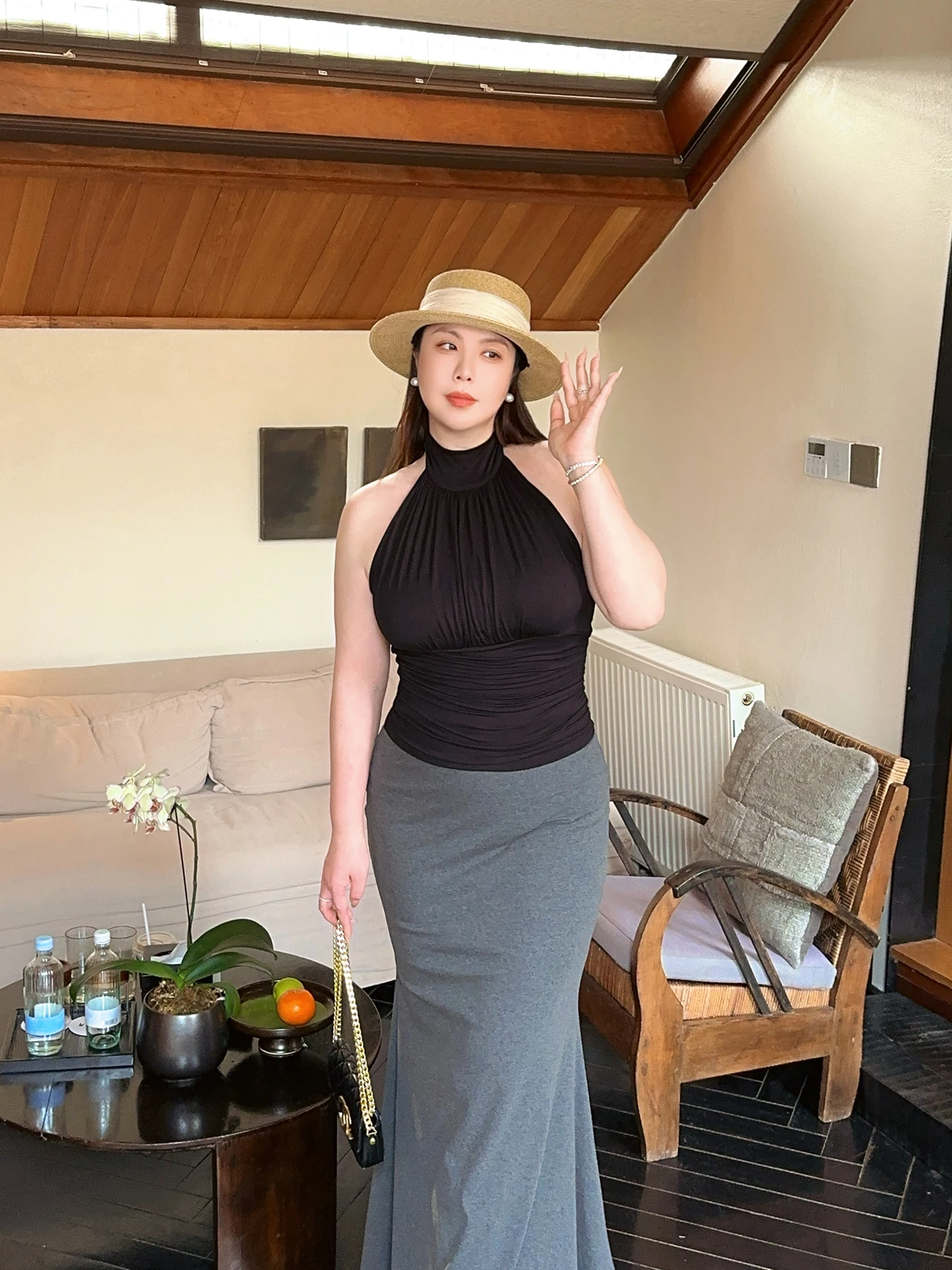 

Элегантный топ с открытыми плечами и плиссированной талией, без рукавов, для коррекции фигуры, универсальный, больших размеров