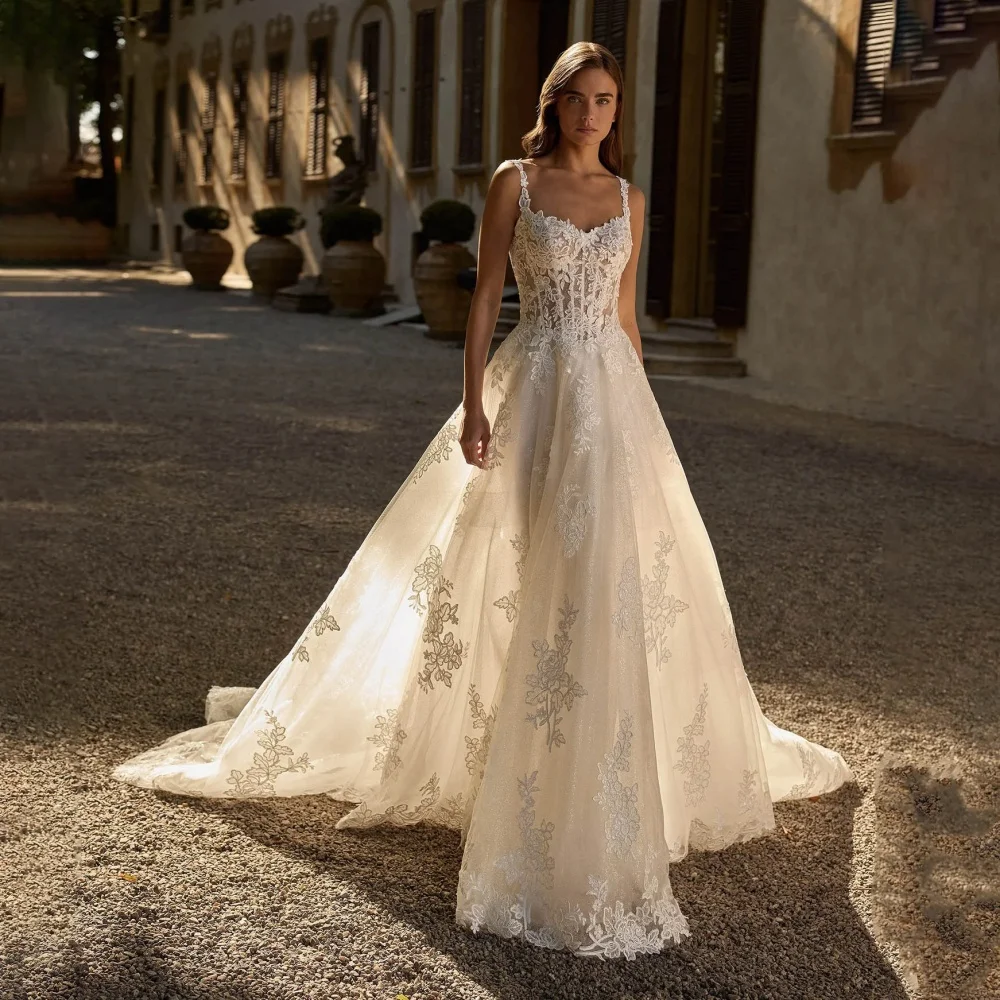 

Customized Sexy A-line Zipper Wedding Dresses V-neck For Women Charming Sleeveless Lace Applique Bridal Gown Vestidos De Novia