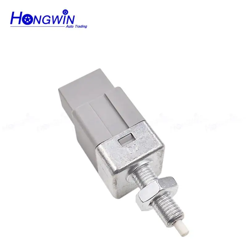 96289637   2PIN الفرامل مفتاح الإضاءة/مفتاح المصباح الخلفي يناسب دايو ليجانزا نوبيرا 1999-2002 1S5150 / DR4126 وقف مفتاح لمبة