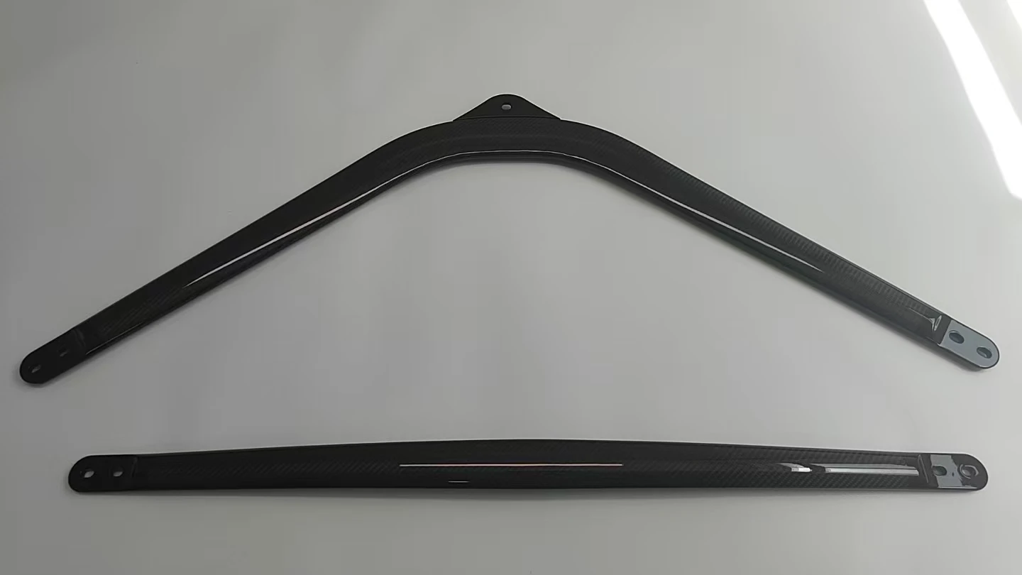 

RSC Style Dry Carbon Fiber Engine Strut Brace Tower Bar Balance Bar For BMW G87 M2 G80 M3 G82 G83 M4 2021-2023