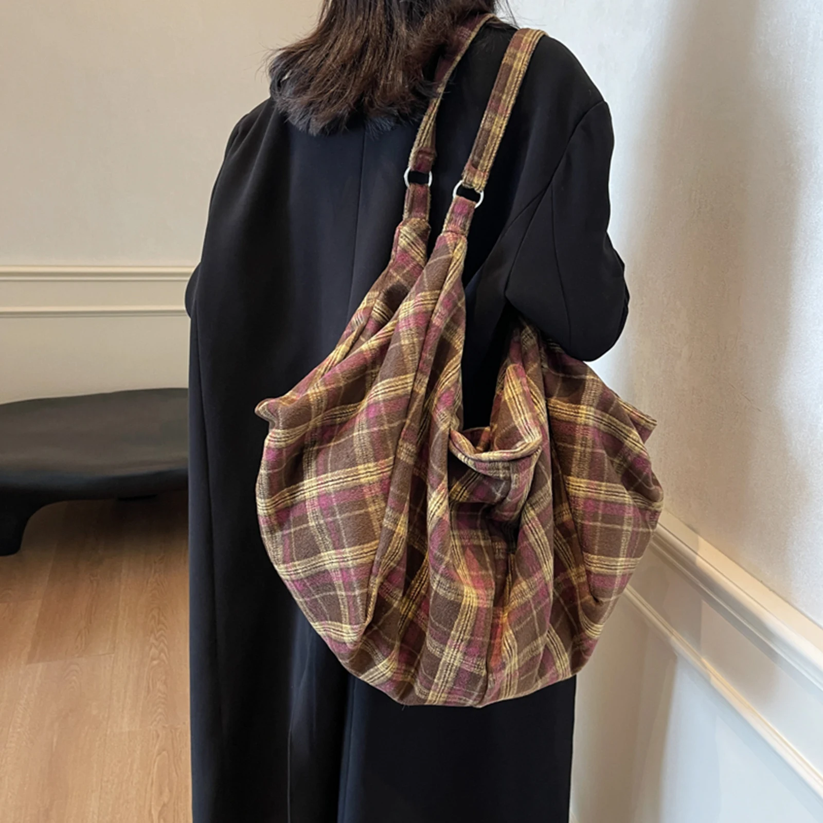 Damen-Schultertasche aus Segeltuch mit Karomuster, verstellbarer Riemen, Unterarmtasche, vielseitige Unterarmtasche für Arbeit und Reisen – Detail 10