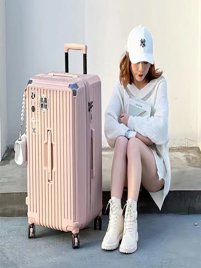 valise-en-materiau-pc-durable-de-28-pouces-avec-serrure-a-code-anti-chute-grande-capacite-ultra-legere-multifonction-avec-poignee-telescopique