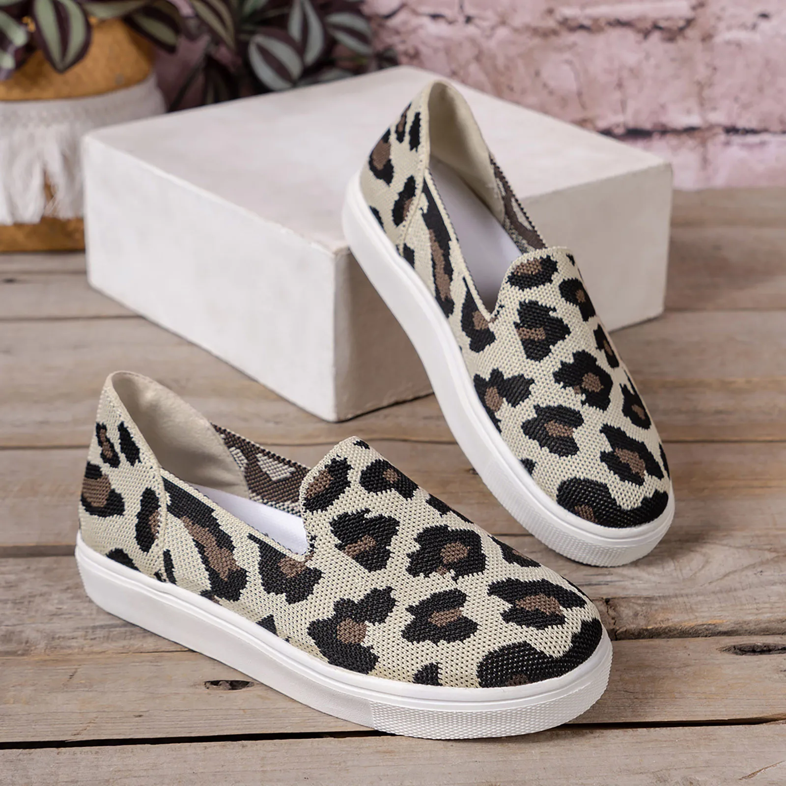 Women\'s Shoes 2024 Summer Thick Sole Shoes Leopard Pattern Sexy Mesh Flats Shallow Mouth Casual Single Walking Mesh Flat Shoes