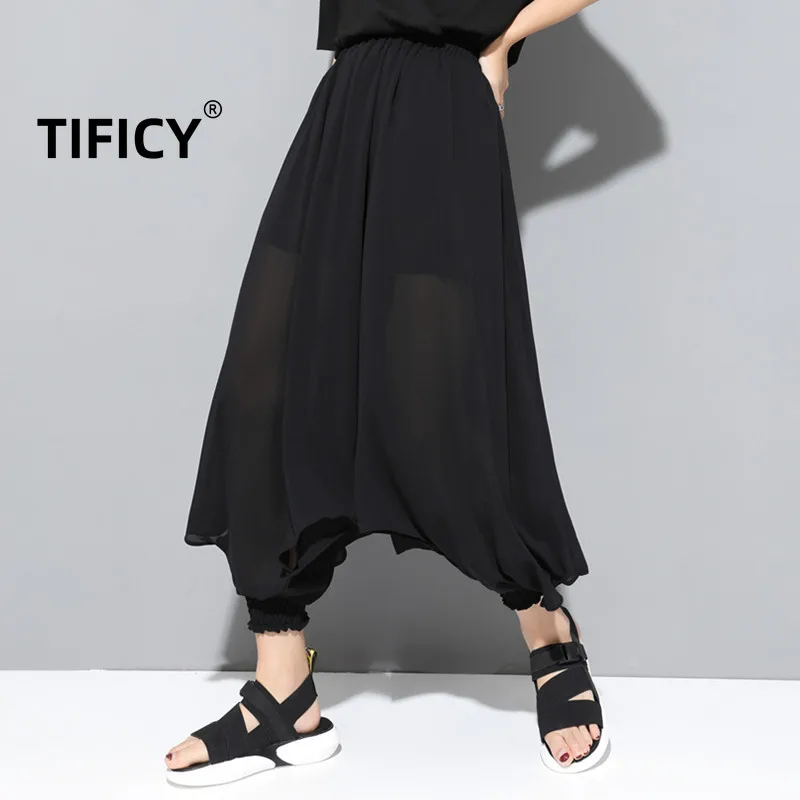 

TIFICY Summer New Women's Dark Black Elastic Waist Lantern Pants Large Chiffon Personality Harlan Pants