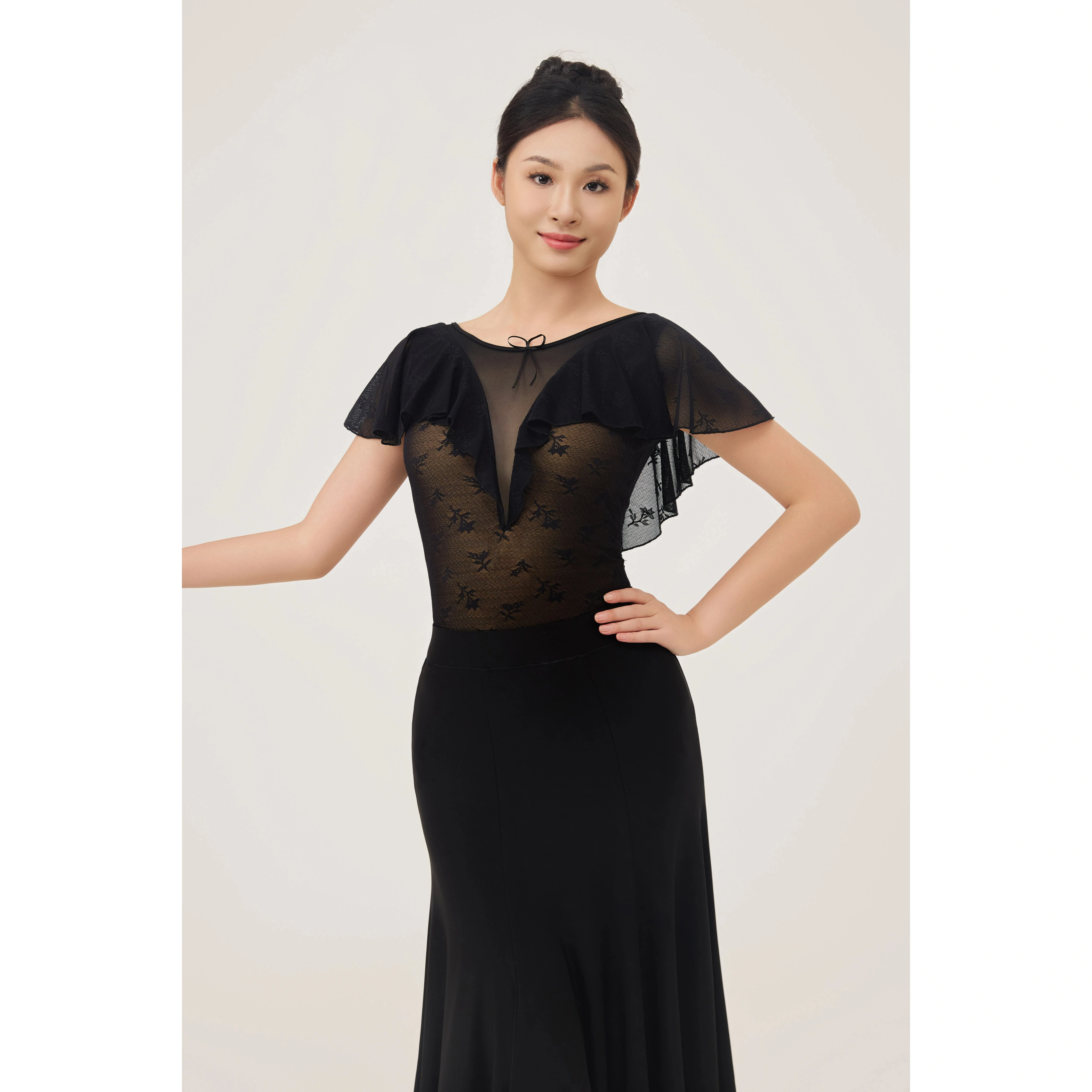 Abiti da ballo da sala Abiti da pratica per donna Top neri Gonna irregolare Abito da valzer Costume da spettacolo di danza sociale BL17574