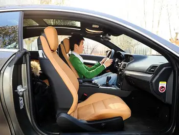 適用於賓士C級W202、W203、W204、W205、W206車型的五座客製化汽車座椅套,全套耐用真皮材質。 8 最佳銷售 賓士E級真皮座椅套 - №4