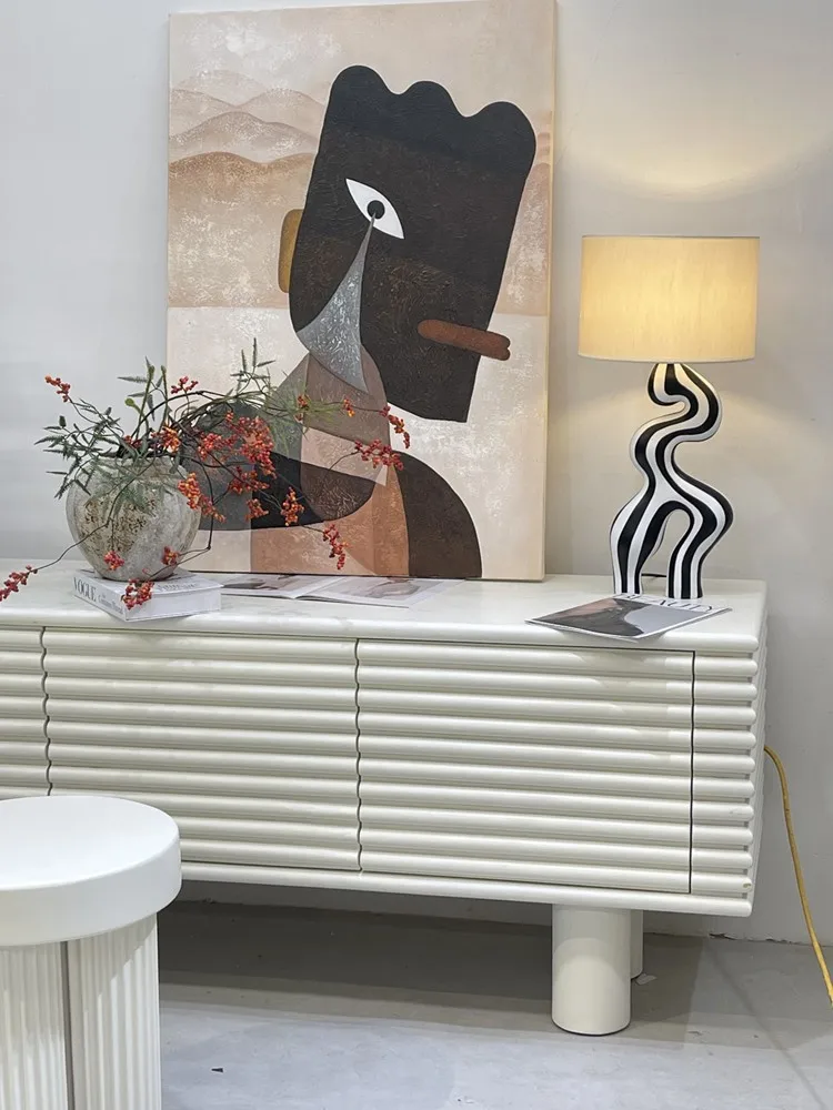 Modern black and white striped table lamp table lamp exhibition hotel fiberglass art decorative lamp