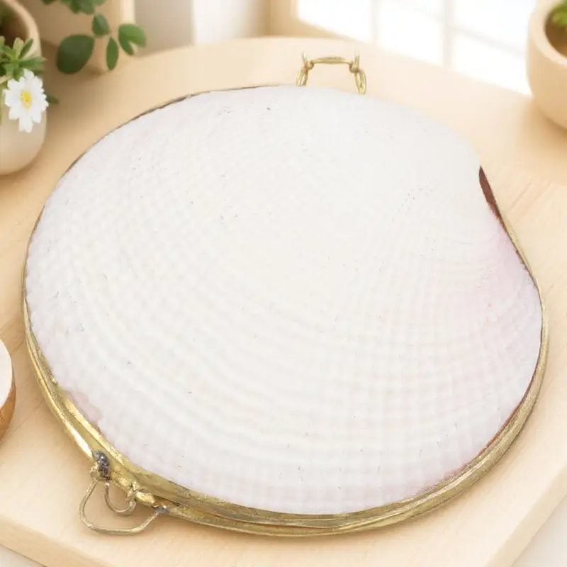 

1Pcs Shell Jewelry Storage Box Retro Handmade Premium Compact Design for Engagement Wedding Proposal Anniversary Birthday