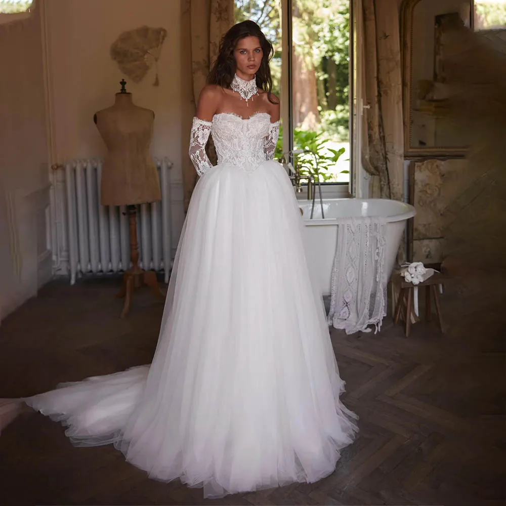

Sweetheart Lace Applique A-Line Wedding Dress with Detachable Long Sleeves Choker Bridal Gown for Wedding