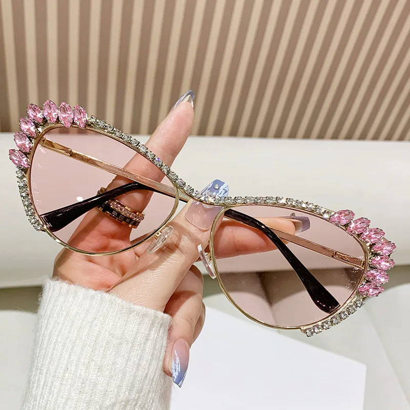 Popular Y2K Vintage Diamond Cat Eye Sunglasses Women For Female Metal Sun Glasses Punk Luxury Brand Designer Pink Crystal Shades