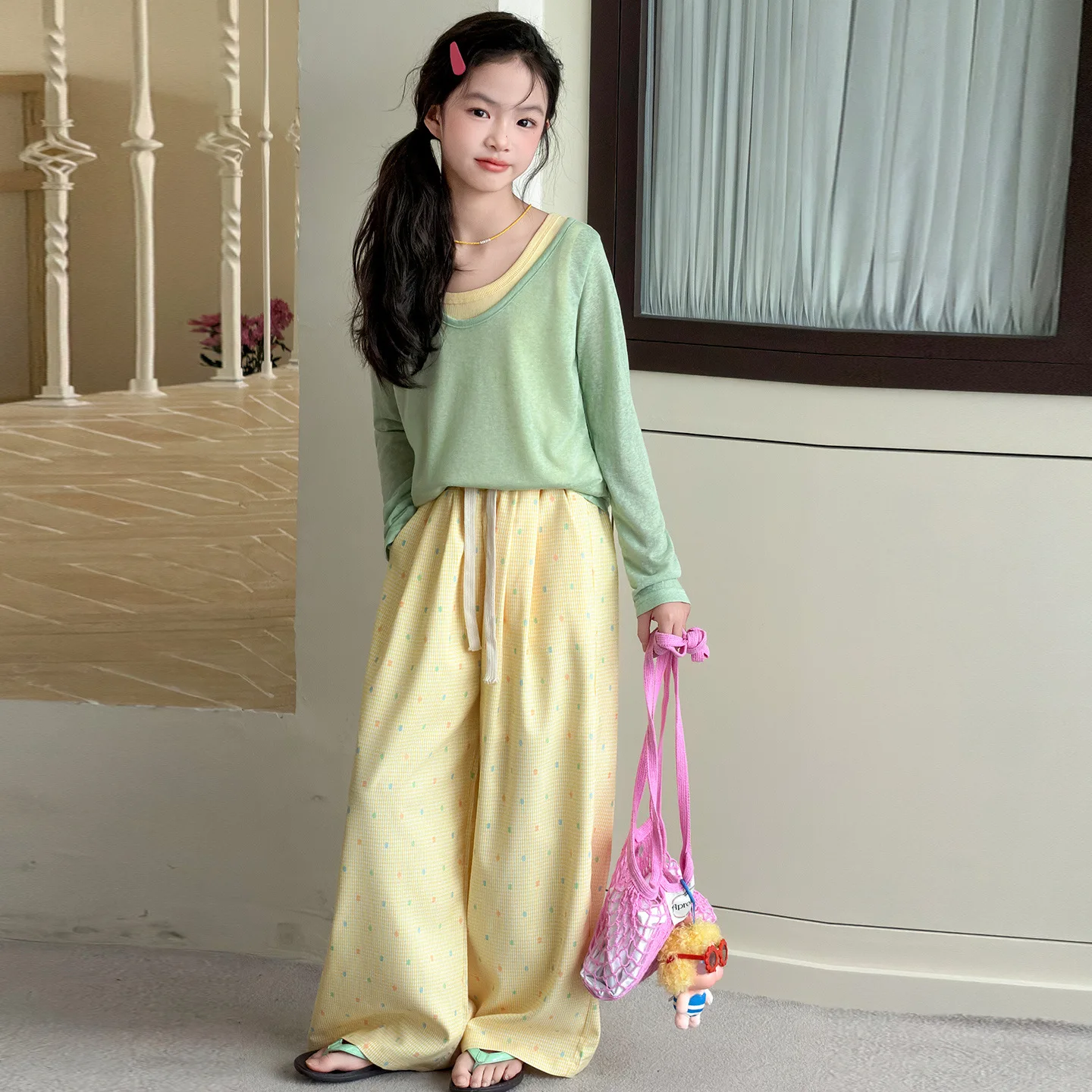 Three Piece Set Girls' 2026 New Early Spring Korean Style Super Beautiful Spring Fashion and Cute Kids Suit