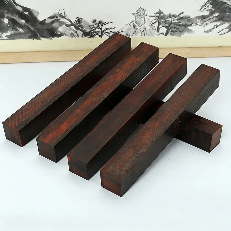 Small Leaf Rosewood…