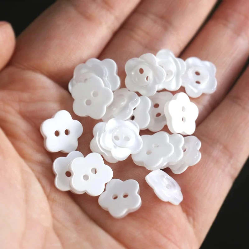 50-100pcs Resin Sewing Button Scrapbooking Flower White Two Holes Button For KIDS Clothes Accessory Diy Buttons For Craft11-15MM